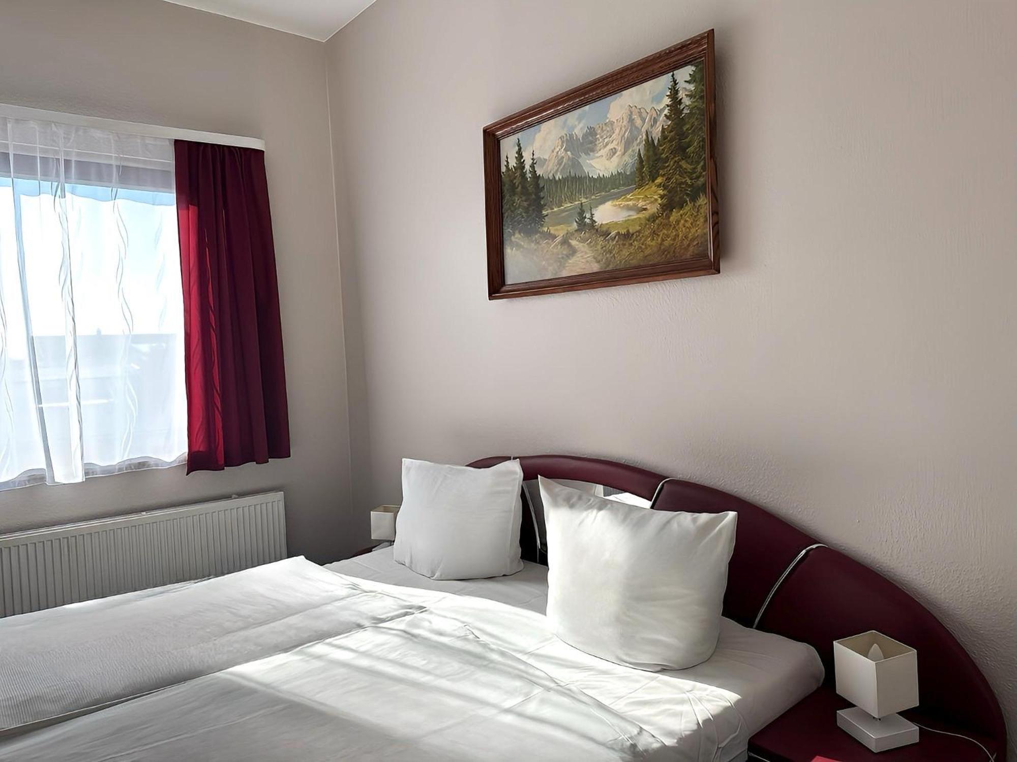 Hotel Km Darmstadt Eksteriør bilde